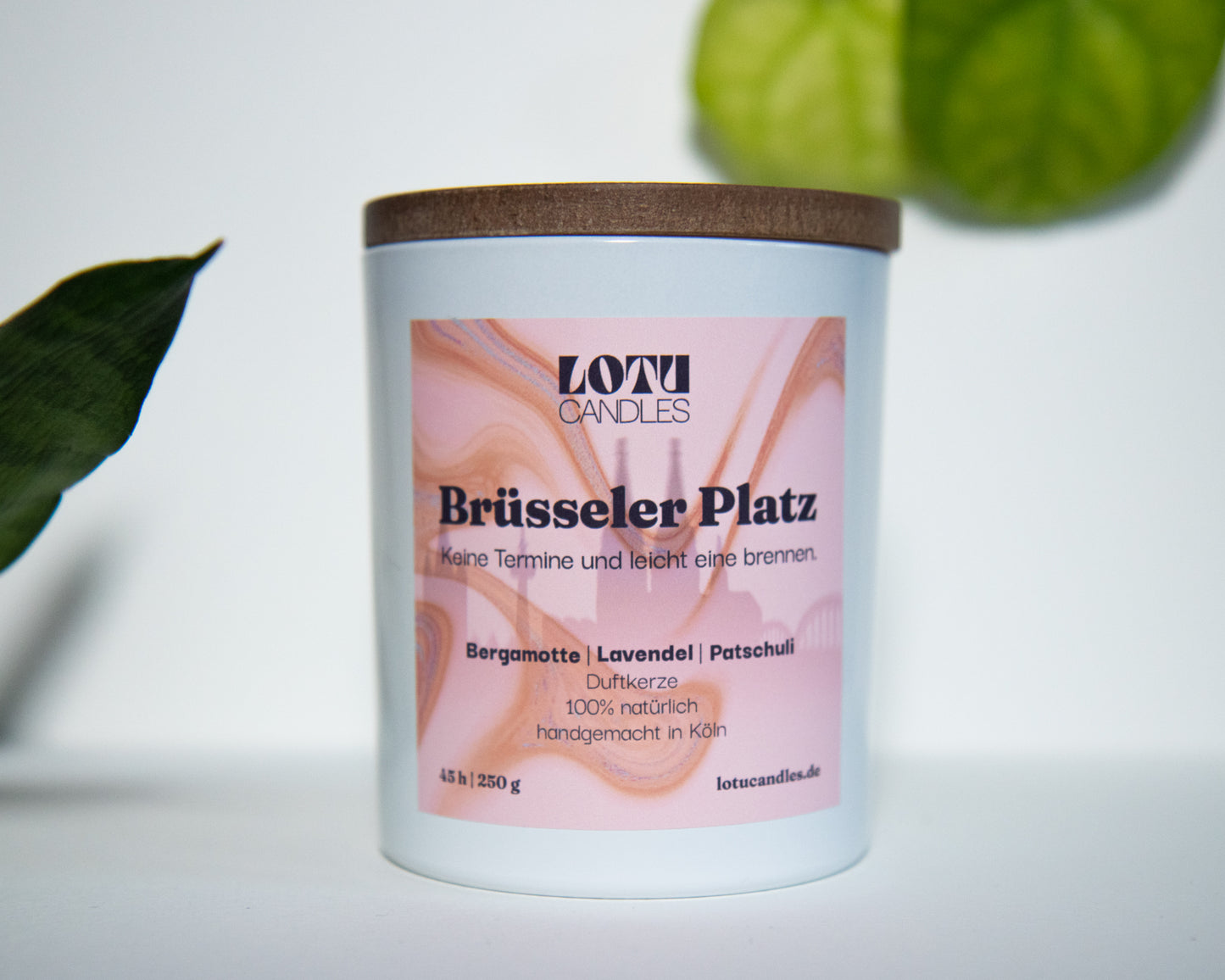 Brüsslerplatz LOTU Candle | Bergamotte | Lavendel | Patschuli