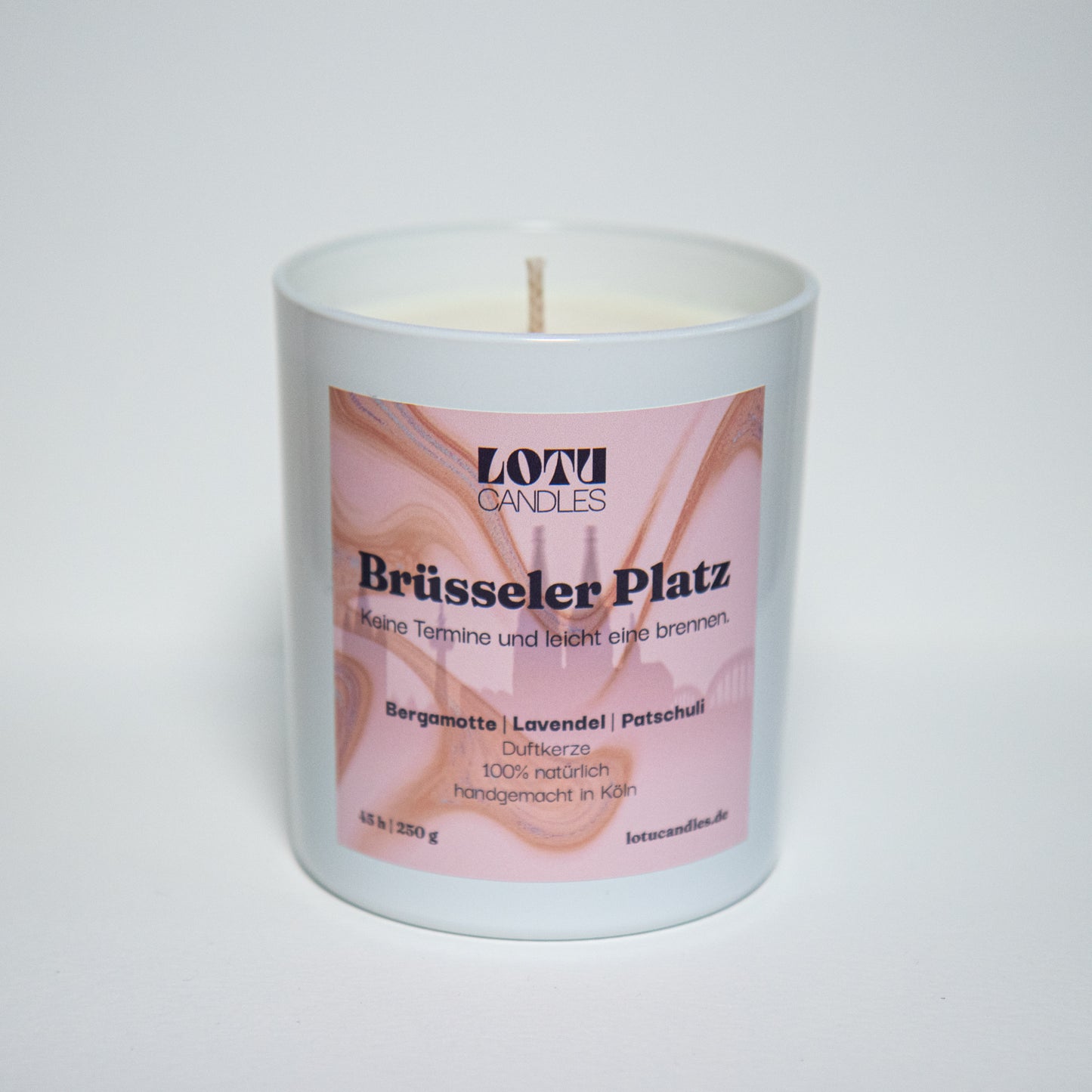 Brüsslerplatz LOTU Candle | Bergamotte | Lavendel | Patschuli